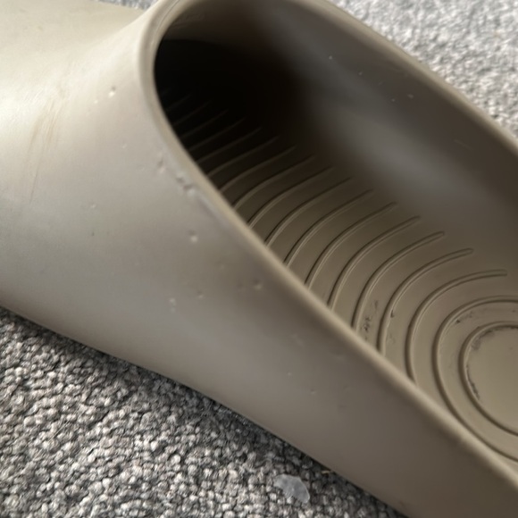 Balenciaga closed pool slides - Picture 5 of 9